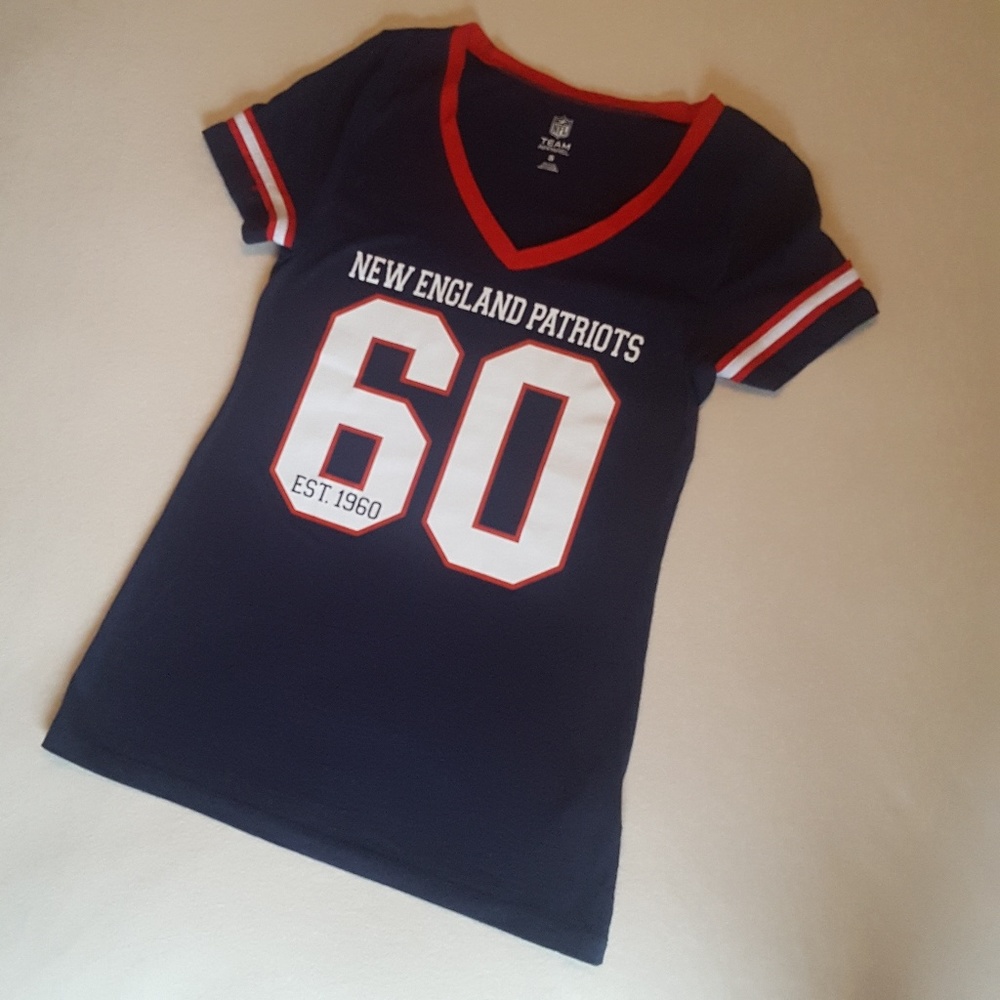 NFL New England Patriots Vneck